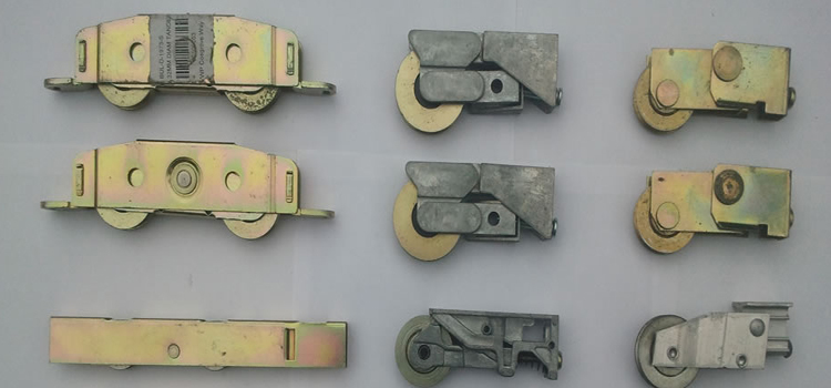 patio sliding door wheel replacement Wilton